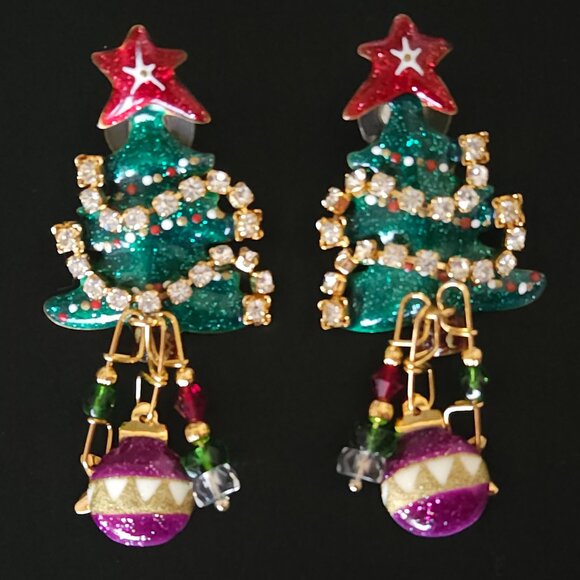 Vintage Lunch at the Ritz LATR Christmas Tree Earrings Post Backs - Picture 1 of 9